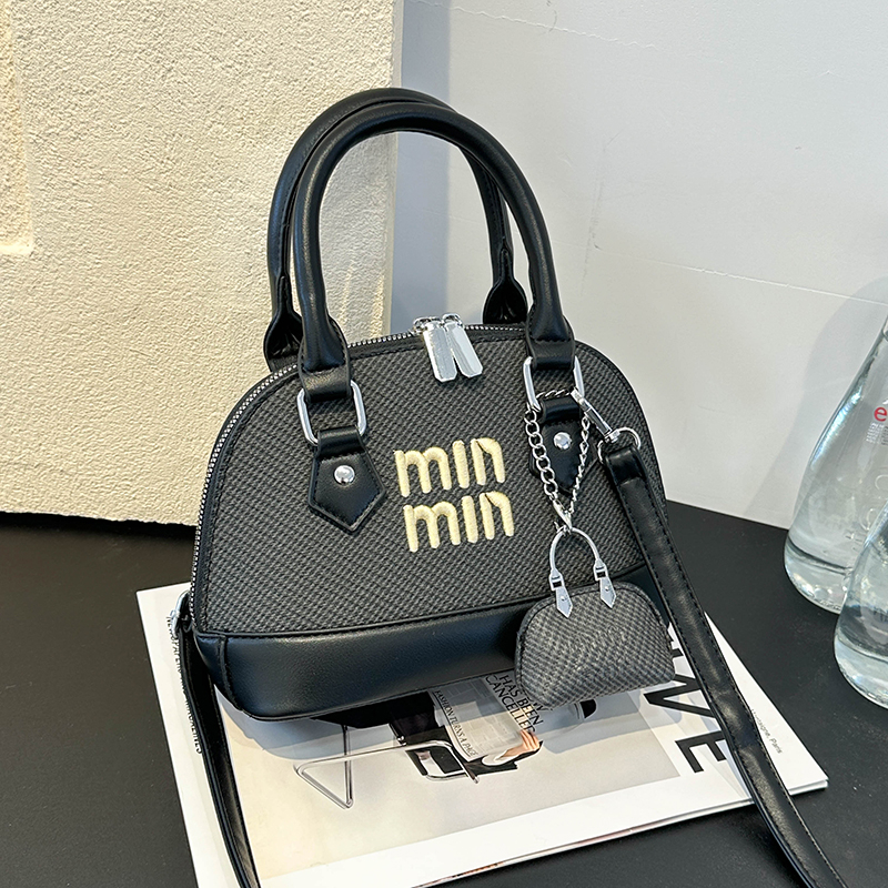 Luxury Women High End Leather  - Luxury Lifestyle City recensione e prezzo