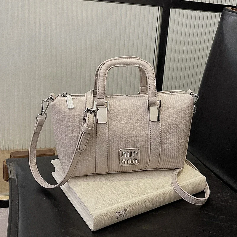 Women Luxury Elegant Leather F - Luxury Lifestyle City recensione e prezzo