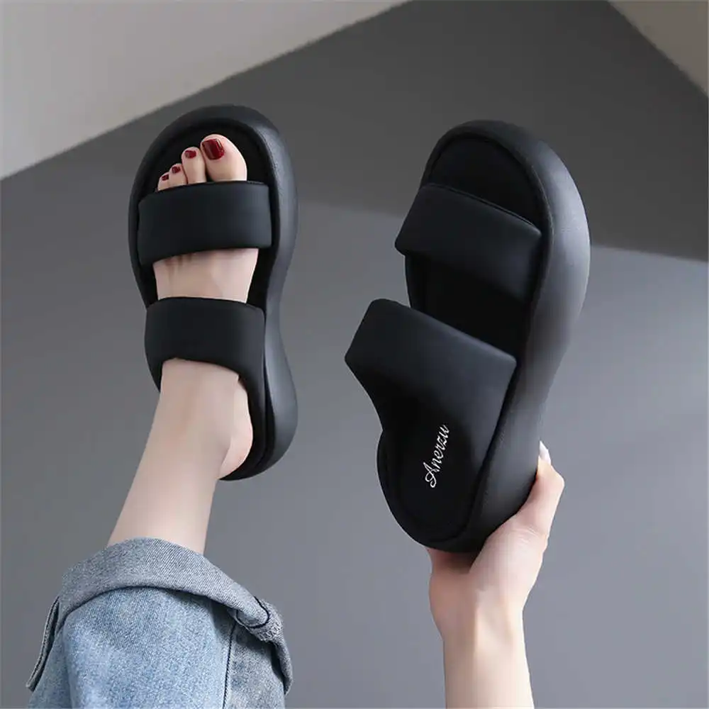 Size 39 Strips Summer Shoes Sa - Luxury Lifestyle Resort recensione e prezzo