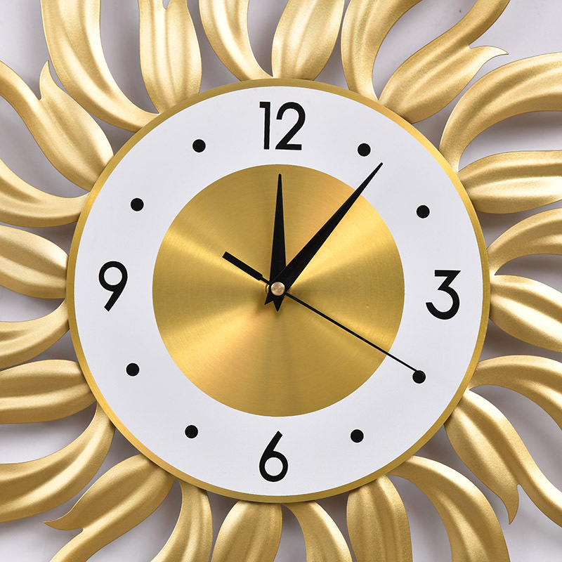 Nordic Gold Wall Clock Living  - Luxury Lifestyle Homes recensione e prezzo