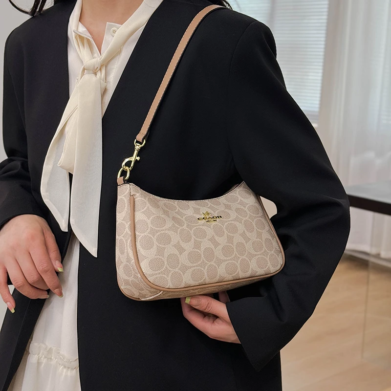 Luxury Women High End Leather  - Luxury Lifestyle City recensione e prezzo