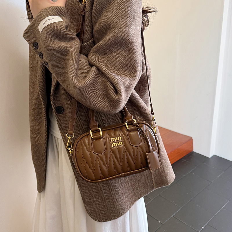 Women Luxury Elegant Leather F - Luxury Lifestyle City recensione e prezzo