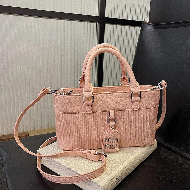 Luxury Women High End Leather  - Luxury Lifestyle City recensione e prezzo