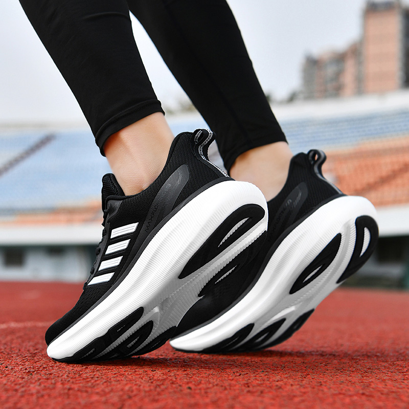 New Men's Running Shoes Breath - Luxury Lifestyle Shoes recensione e prezzo