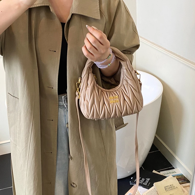Luxury Women High End Leather  - Luxury Lifestyle City recensione e prezzo
